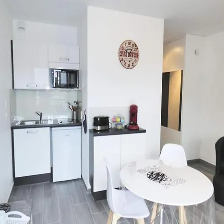 Studio For 2 People *